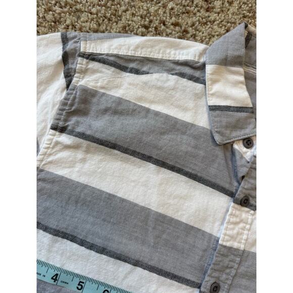 HURLEY Short Sleeve shirt, size Medium, Tailored Fit, Gray & white striped - Picture 7 of 9